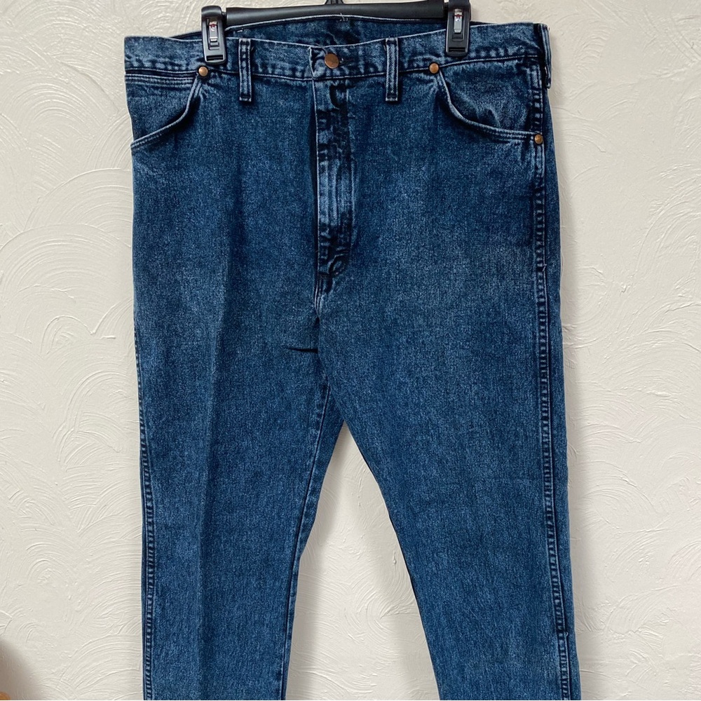 Wrangler dark blue, 5 pocket, straight leg size 40x30 jeans.
